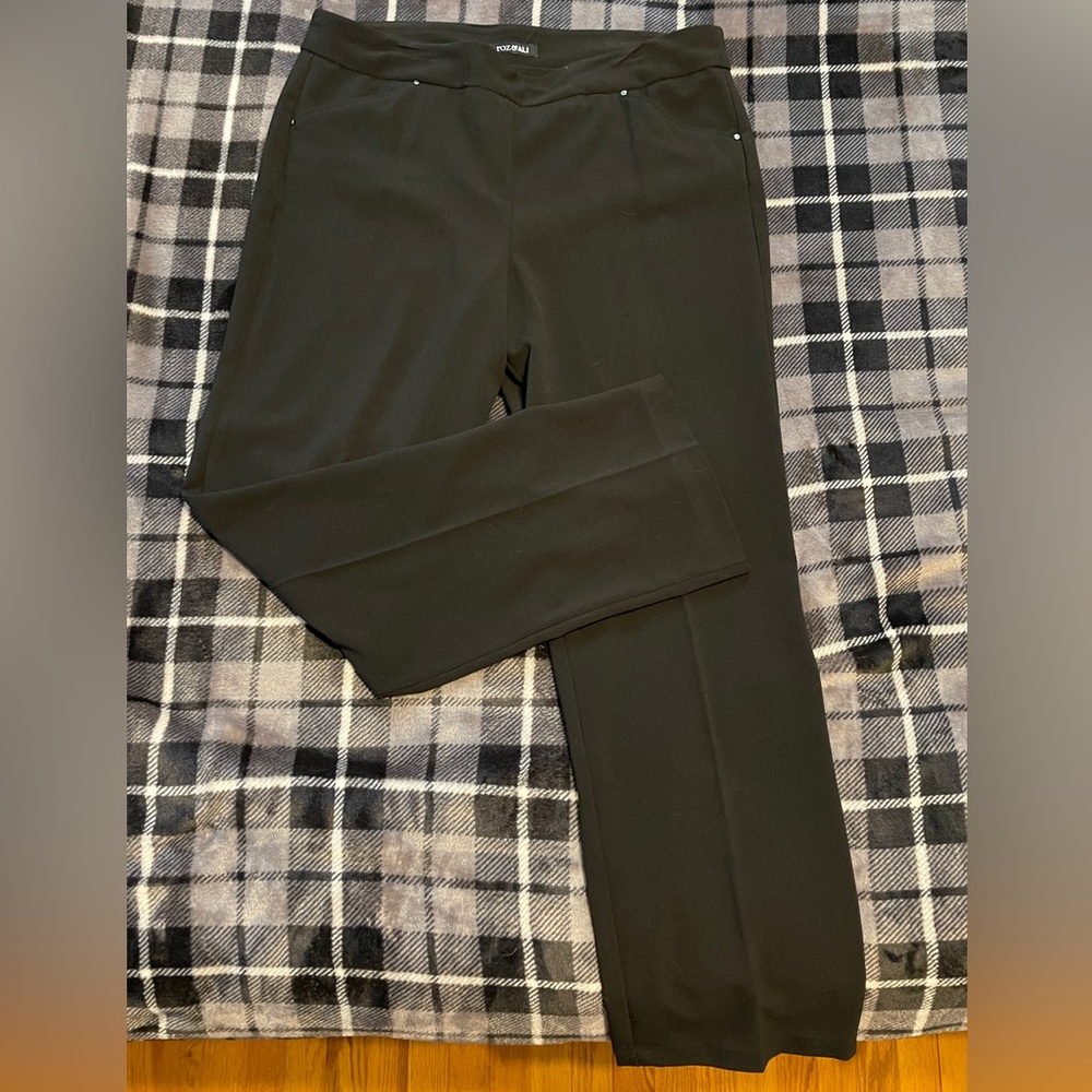 Roz & Ali, sz 12 black straight legged dress pant